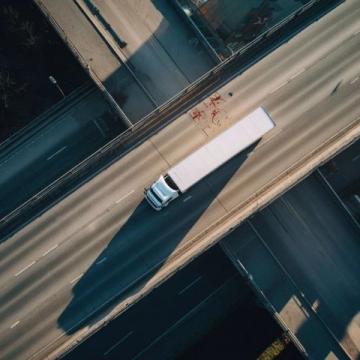掌握美國高速公路繳費指南:避免收費路段、了解電子繳費系統(tǒng)及其使用方法