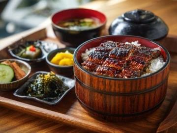 探訪日本鰻魚之神金本兼次郎：極致料理藝術與美味傳奇