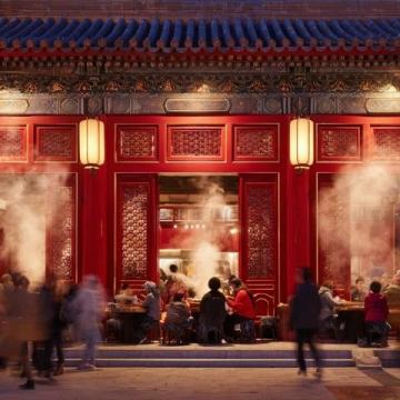洛陽夜經(jīng)濟爆火！穿越時空的狂歡和神仙般的美食