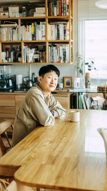 揭秘韋東奕走紅背后：別讓質疑聲掩蓋學術價值與影響力
