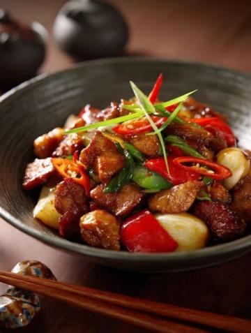 童年回憶中最懷念的家鄉紅燒肉滋味
