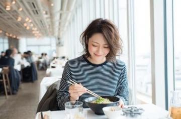 日式料理探店：淺草屋的芝士焗蟹寶與海鮮玉子燒測評