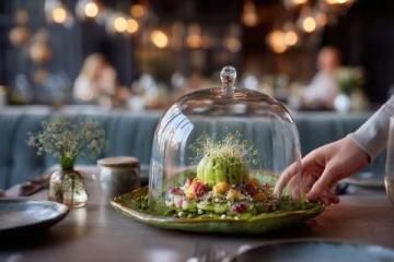 全球味蕾核爆!成都美食宇宙開啟降維打擊米其林集體破防
