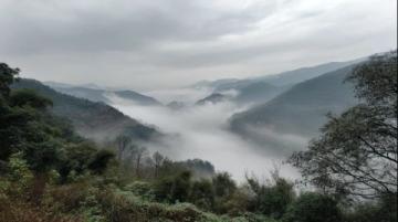 想要挑戰(zhàn)自我,體驗(yàn)一場刺激而又難忘的徒步之旅嗎?那么鄒城小刀山絕對是一個(gè)不容錯(cuò)過