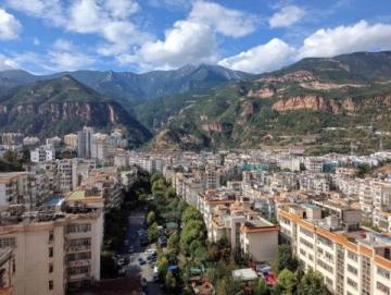 新疆自駕第三天：岷縣美食與蘭州之旅回憶