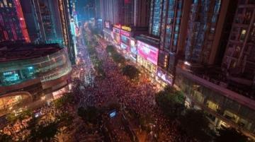 暴擊出圈!云海廣場直達地鐵,千人打卡地標,粵菜館子超推薦!