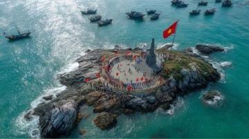 海南島的秘密:陽光與海浪中的別樣風情