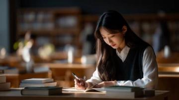 一周攻克英語基礎(chǔ)知識,18頁精華助你提升成績!資深教師揭秘高效學習法
