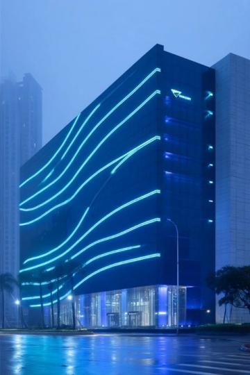 武漢光谷皇冠假日酒店的背影守候已久:細節嬗變、行政待遇有差異