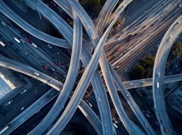 掌握美國高速公路繳費指南:避免收費路段、了解電子繳費系統(tǒng)及其使用方法