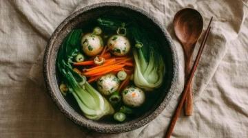 白菜豆腐三鮮湯：簡單營養，全家適宜的養生佳品