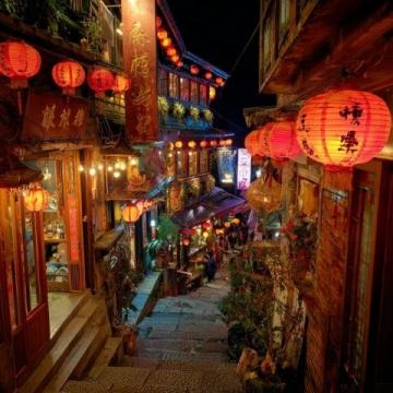 香港有哪些有特色的老街可以逛？這些你去過嗎？