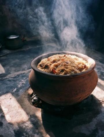 北非摩洛哥塔吉鍋:微壓力烹飪的藝術與美味食譜