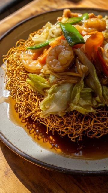 保定必嘗面食推薦：羊雜面、鐵鍋燜面與熱干面