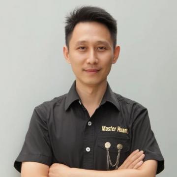 信陽企業家劉文新在好友家買豬肉后熱情款待大家
