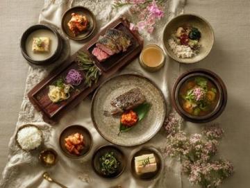 韓國游客大飽口福后深刻反思：美食盛宴中的節制之道