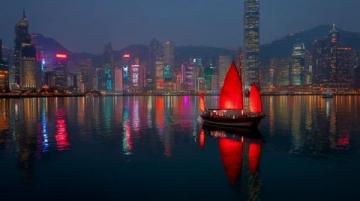 枕著維港的星光入眠