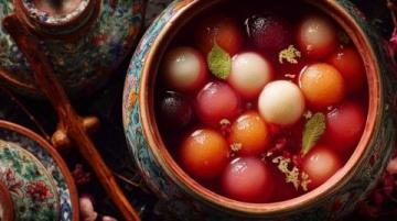 薛寶釵的家鄉南京美食豐富多樣,下面將從特色小吃和傳統名菜兩個維度為你介紹