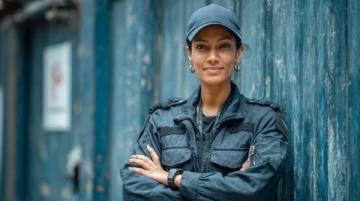 浙江海鹽:全副武裝特警送外賣,女子收到訂單驚呆了!