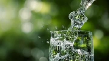 揭秘飲水常識陷阱：科學揭秘你的飲水誤區！
