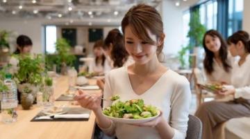 上班族常見的工作餐:實(shí)惠快捷,兼顧口與營養(yǎng)