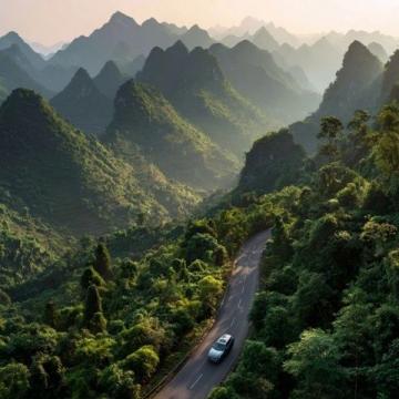 探索貴州秘境:5大熱點(diǎn)游覽攻略與獨(dú)特視角體驗(yàn)