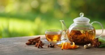 巖茶為什么要焙火？不同烘焙方式的影響解析