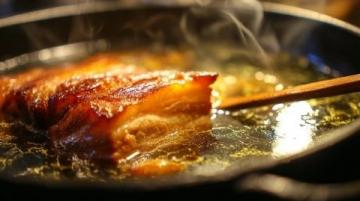 肉類烹飪之謎:為什么牛肉能煮熟,而豬肉就難以掌控?