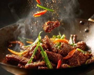 肉類烹飪之謎:為什么牛肉能煮熟,而豬肉就難以掌控?