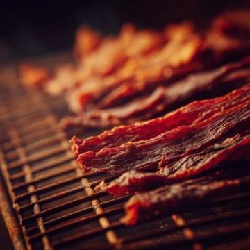 東北特色溜肉段：獨家秘制食譜，教你輕松做出家常美味！
