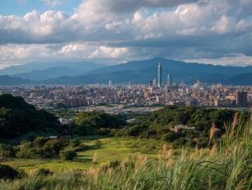 白云山一日游攻略：半山都市探秘，山頂日落美景盡享