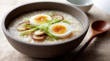 如果飯桌上只有熏拉絲、蒸雙臭和喜蛋,你能吃幾碗飯?