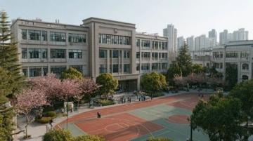 真光初中部:底蘊深厚、成績堅實、資源豐富、活動繁多,是荔灣區乃至廣州市公辦初中的頂流選項之一。