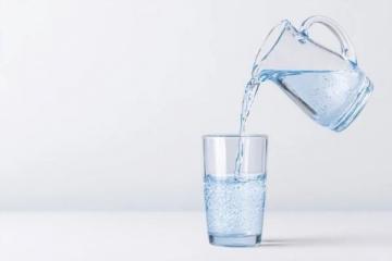 揭秘飲水常識陷阱：科學揭秘你的飲水誤區！