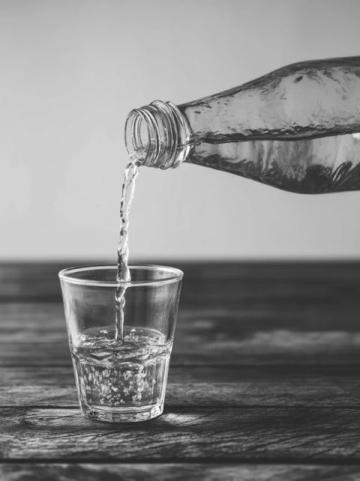 揭秘飲水常識陷阱：科學揭秘你的飲水誤區！