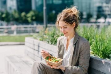 陽臺上的“急救小能手”：蘆薈的多重神奇功效