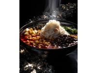 探索牡丹江美食秘境：赤備拉麵與獨特小食記