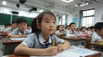 浙江衢州校長創(chuàng)新舉措：讓家長變身孩子食堂廚師，共筑健康飲食新生態(tài)