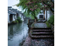 逛老門東逛到腳酸時，被巷口飄來的溫厚鴨香勾了魂——不是網紅店那種沖鼻的香精味