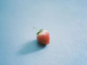凌晨四點的直播間:李姐與新鮮草莓的故事