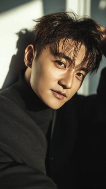 2025年4月14日，韓國男團EXO成員金鐘大（CHEN）正式入駐抖音