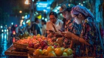 在石林避暑期間,我抽時間去昆明游玩了兩日,返程途中,我前往了心心念念的斗南花市