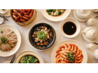 成都探店 | 排了1個(gè)半小時(shí)，終于吃到這鍋魚