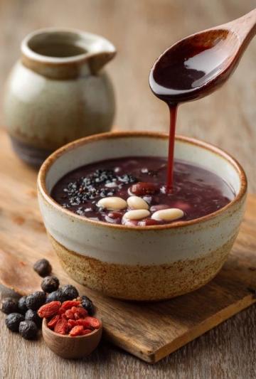 延安必嘗小吃:獨特抿節(jié),一碗淪陷的碳水快樂!