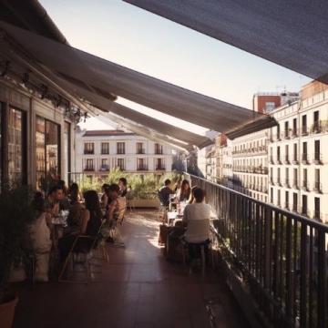 巴塞羅那米拉之家周邊美食探索指南