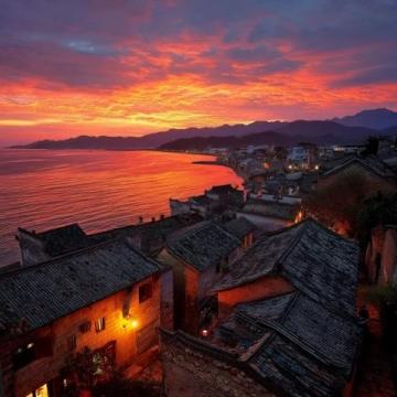 **昆明周邊游超全攻略自然秘境、小眾古鎮、美食地圖一網打盡!**