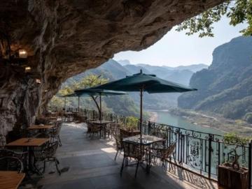 探尋重慶山城魔幻之旅：8D城市美食全攻略