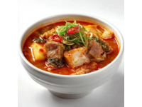 文山酸湯牛肉：家常版酸辣開胃舌尖美味