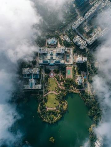 云端之上:梅州客家鄉(xiāng)土的夢(mèng)幻美景