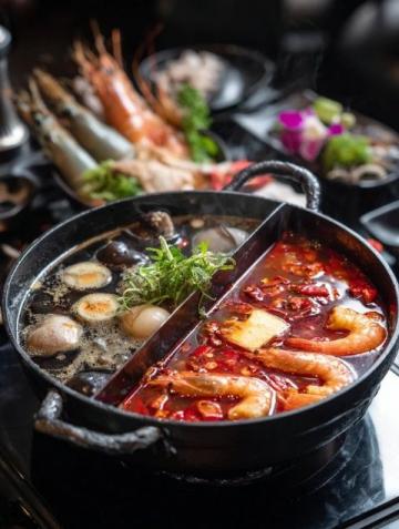 金華探店+住宿體驗｜薛美麗火鍋+融景灣酒店，一站式吃住玩太爽了！